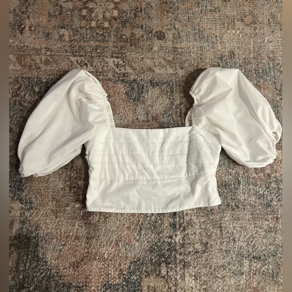 Abercrombie & Fitch White Top, Cropped, with Puffy Sleeves